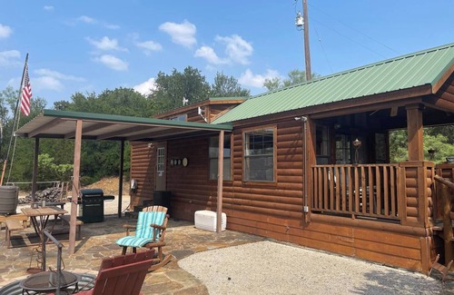 Graham Cabin | Quiet cabin on the Brazosn