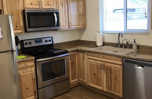 St. George House | Quiet, charming, remodeled 2 bedroom townhome just minutes from the Red Cliffs