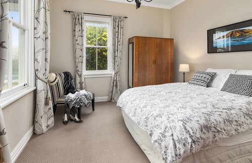 Aro Valley Cottage | Quiet City Cottage