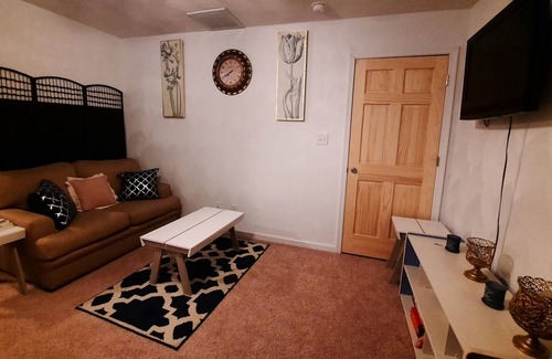 Portsmouth House | Quiet, Clean and Cozy Private Suite