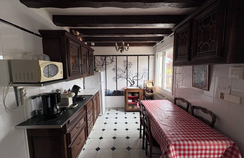 Ver-sur-Mer Cottage | quiet comfort cottage, sea view, terraces and heated indoor pool