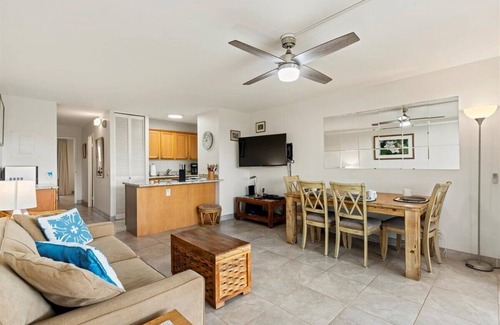 Kihei Condo | Quiet, comfortable and across from gorgeous Charley Young beach