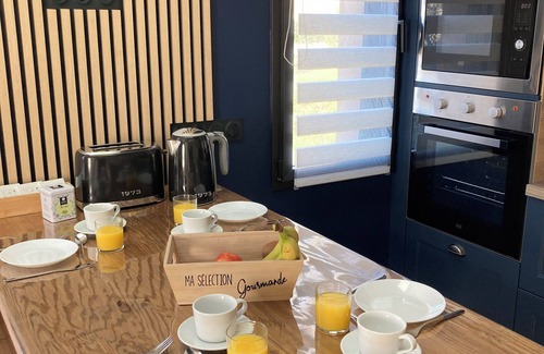 Vignoc Apartment | Quiet, comfortable renovated barn between Rennes and Saint Malo.