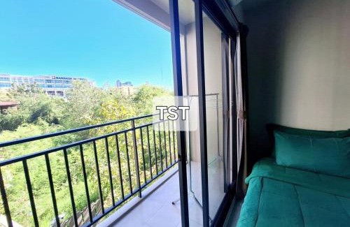 Hua Hin Apartment | Quiet corner room LA Casita by tst