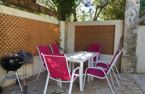 Mandelieu-La-Napoule House | Quiet cottage close to the sea