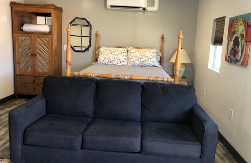 Desert Hills Apartment | Quiet cottage outside of City of Phoenix