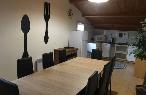 Tauriers Apartment | Quiet country house with swimming pool, ideal location.