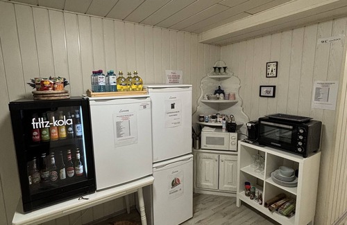 Langenfeld Apartment | Quiet & cozy double room + single bed in top location