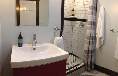 Sylvan Park House | Quiet Downtown Location!
