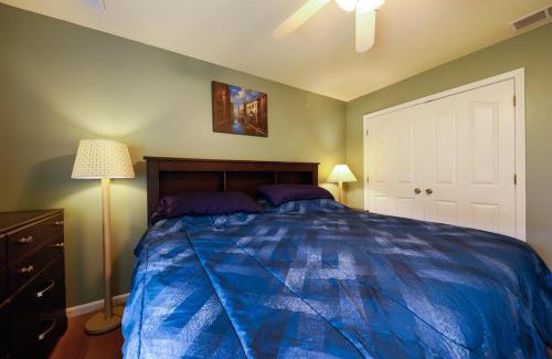 Columbia House | Quiet, Family Friendly Home