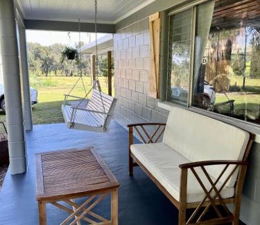 Webster House | Quiet Farmhouse IN THE COUNTRY close to major theme parks