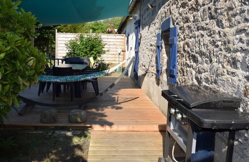 Hudimesnil House | Quiet farmhouse with large garden, 10 minutes from the sea and Granville