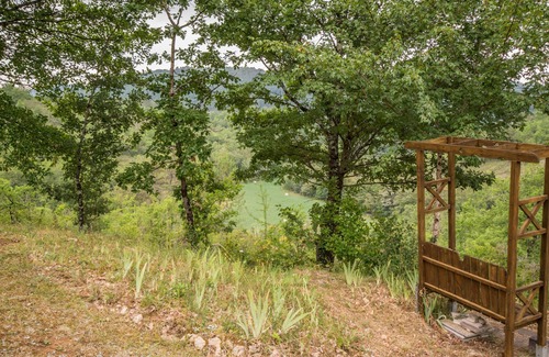 Blanquefort-sur-Briolance House | Quietly located house with private pool