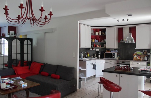La Riche House | Quiet, functional house in the heart of the Loire Valley. Feeling at home