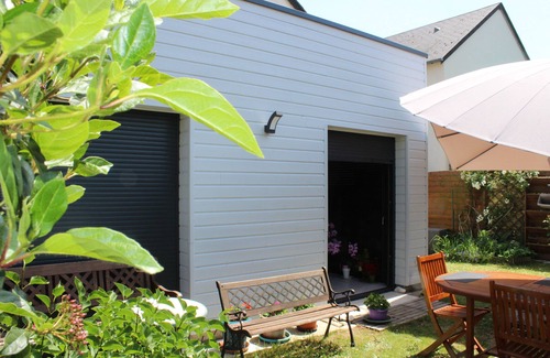 La Riche House | Quiet, functional house in the heart of the Loire Valley. Feeling at home