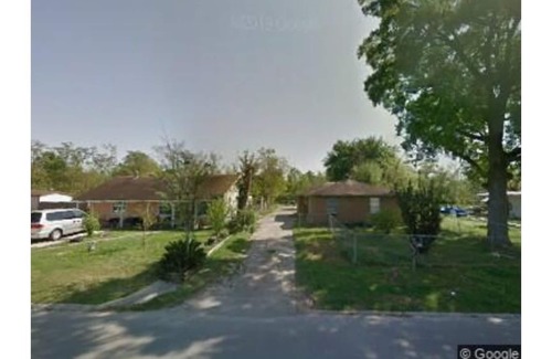 Pasadena Apartment | quiet getaway 45 miniutes out from the exciting downtown houston