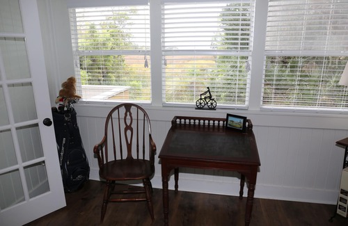 St. Simons Island Condo | Quiet, Great View of the Marsh, Free Wi-Fi!
