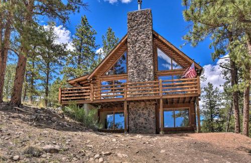 Guffey House | Quiet Guffey Getaway with Private Deck, Pond and Canoe