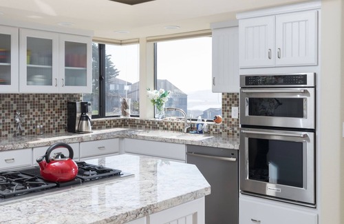 Dillon Beach House | Quiet Hilltop Escape, Panoramic Views From Every Room.