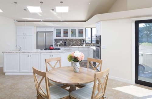 Dillon Beach House | Quiet Hilltop Escape, Panoramic Views From Every Room.