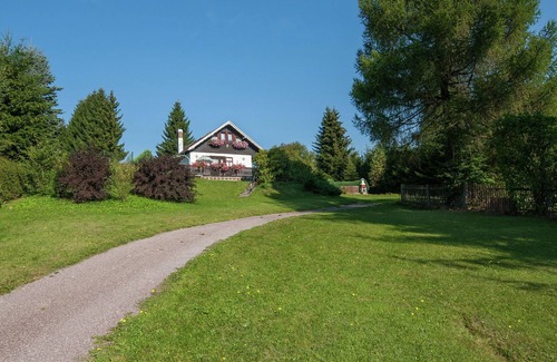 Altenfeld House | Quiet holiday home in Altenfeld Thuringia with a large garden