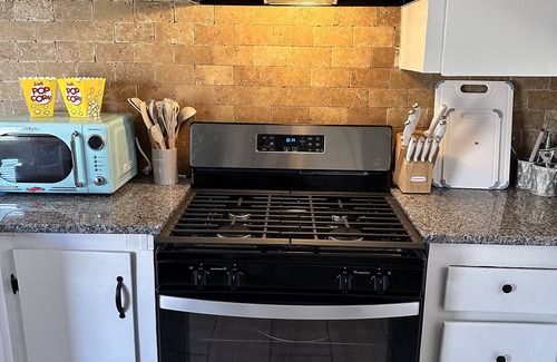 Lawton House | Quiet Home on a cul-de-sac 1 mile to Fort Sill main gate