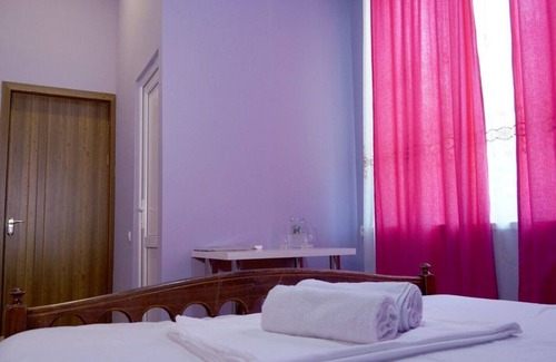 Kutaisi House | quiet house in historical Kutaisi