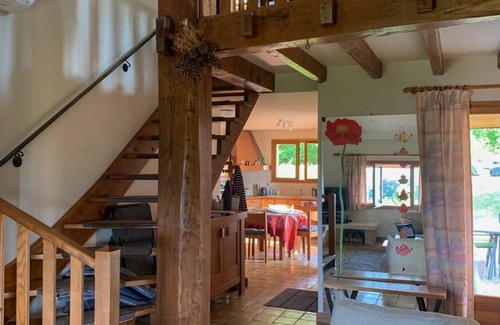 Montcel House | Quiet house in the countryside.