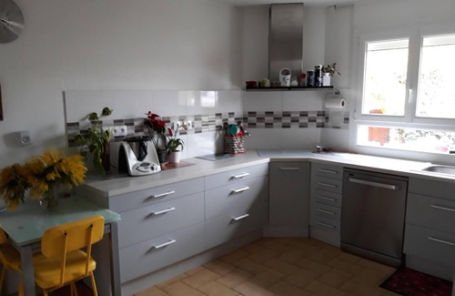Perols House | quiet house on a quiet private street 4km from the sea (Carnon Ouest)