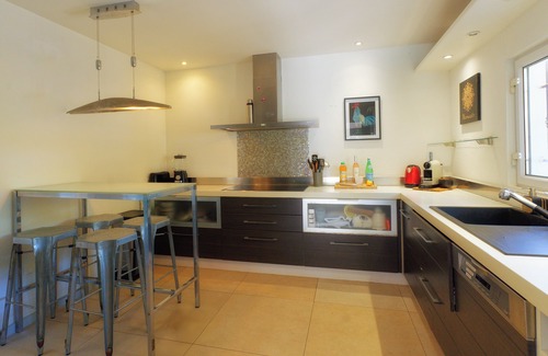 Peymeinade Villa | quiet house with garden and swimming pool between the sea and the mountain