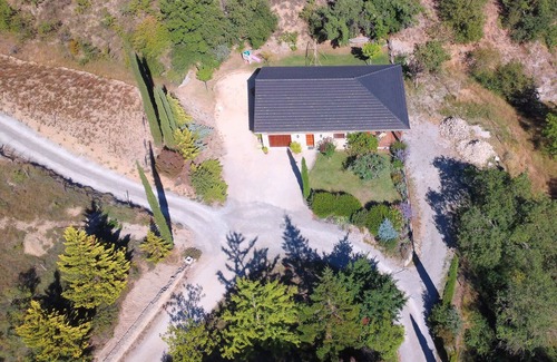 Rompon House | QUIET HOUSE WITH HILLSIDE VIEWS, LARGE TERRACE AND SWIMMING POOL
