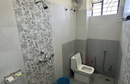 Pink City House | quiet, lake view, affordable rooms