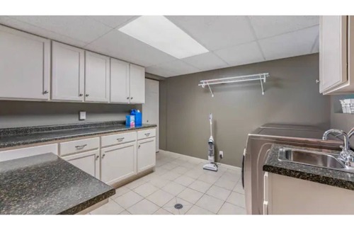 Linn Creek House | Quiet Lakefront - Hot Tub! H2O Toys! Pet Friendly!