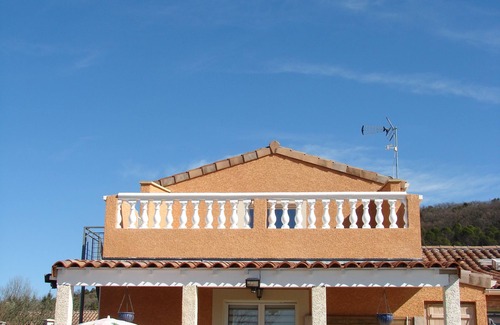 Lagorce Apartment | Quiet location