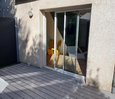 Juncasse - Argoulets Apartment | Quiet loft 7 min to Roseraie metro station