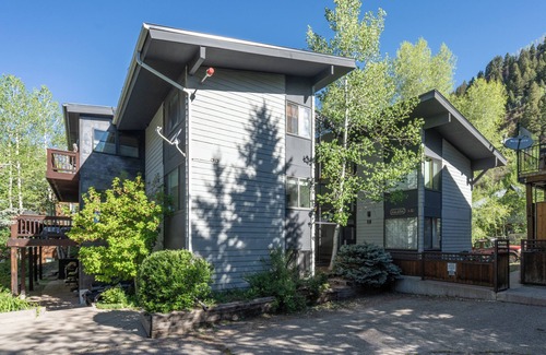 Telluride Condo | Quiet Lofted Studio at Tomboy Lodge