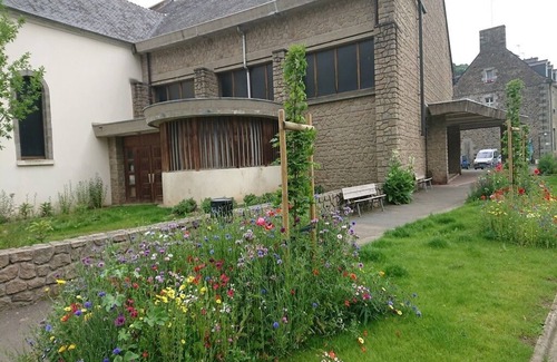 Saint-Brieuc Apartment | Quiet neighborhood on the marina and GR34