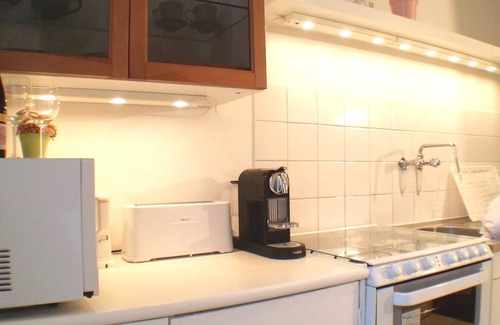 5th Arrondissement Apartment | Quiet, newly decorated apartment in Paris left bank, right at the park