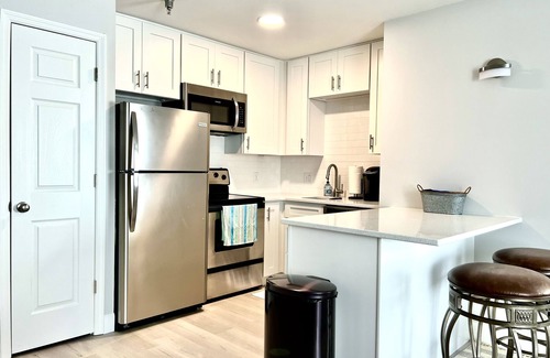 Sandestin Condo | Quiet & peaceful 1 Bedroom, Walk to shops & restaurants, beach 5 min. away!