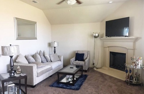 DeSoto House | Quiet, peaceful, clean and perfect for you!