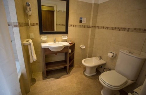 San Carlos de Bariloche Hotel | Quiet Room with Scenic Lake Views Perfect for Relaxation and Exploration