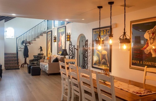 Oxnard Shores House | Quiet Relaxing Renovated Beachside Mediterranean Style House 2400 sq. ft.