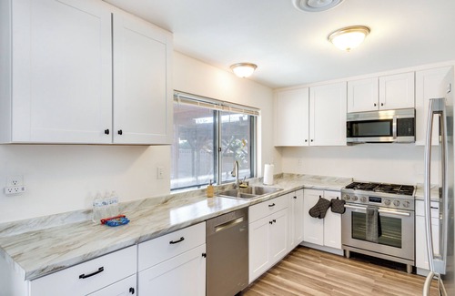 Ridgecrest House | Quiet Ridgecrest Vacation Rental w/Private Yard!