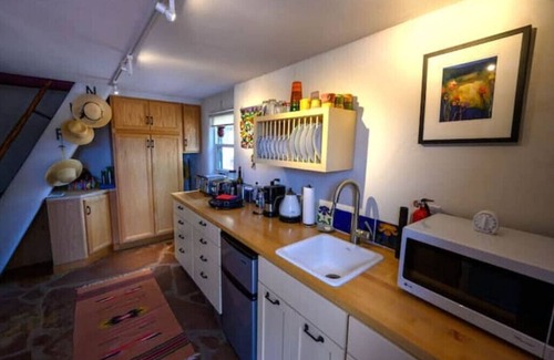 Santa Fe House | Quiet, Scenic Mountain Setting, 10 min. from Plaza, SF Opera minutes away