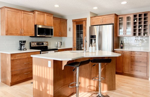 Kincora House | Quiet & Secure 3BR Entire Home Sweet Home/Office