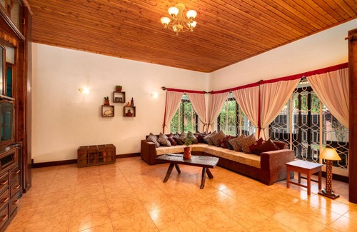 Arusha House | Quiet spacious 4 bedroom Home