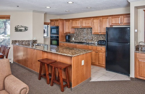 Tahoe Village Villa | Quiet + Spacious Villa with Pool + Hot Tub Access!
