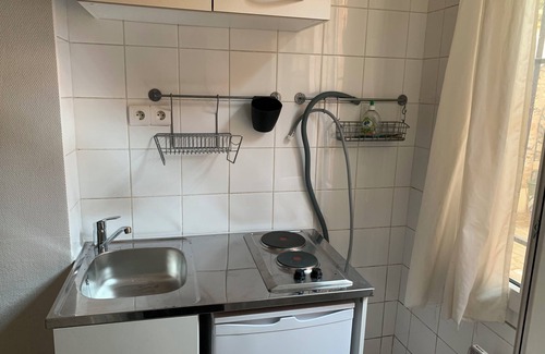 Clichy Apartment | Quiet studio near amenities