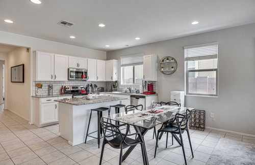 Tucson House | Quiet Tucson Vacation Home: 12 Mi to Downtown!