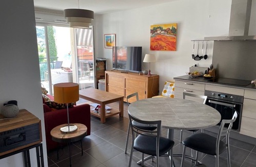 Banyuls-sur-Mer Apartment | Quiet, unoverlooked apartment 7 minutes' walk from the beach